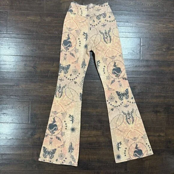 BDG Women's Printed Ruched V-front Flare Jean Low Rise Zip Closure Beige 26 - Picture 4 of 12